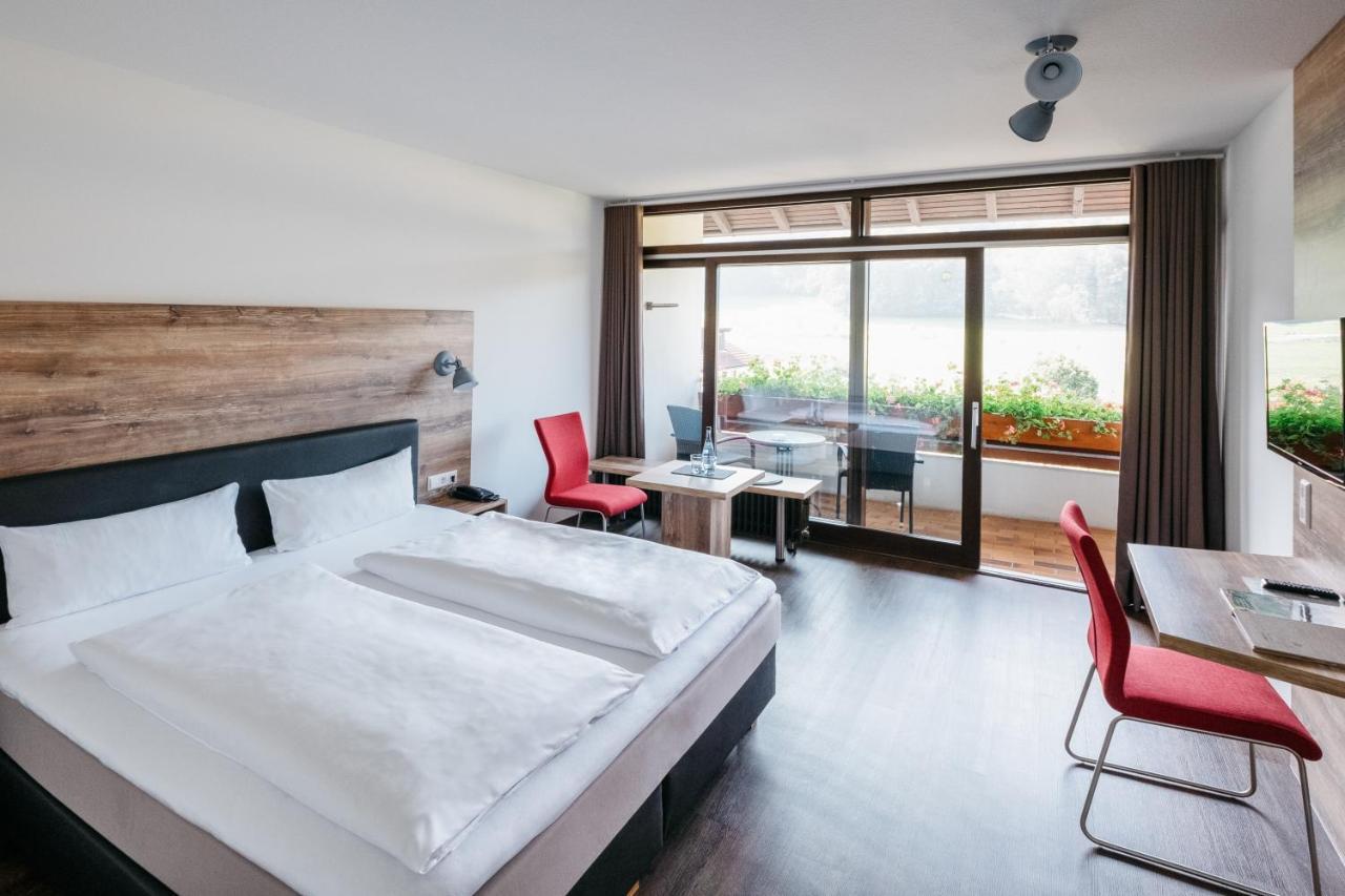 Restaurant & Landhotel Winter Gomadingen Екстер'єр фото