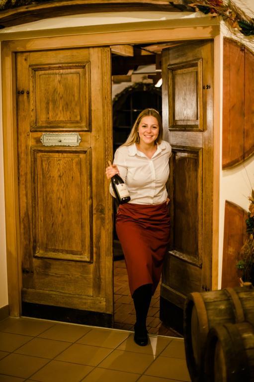 Restaurant & Landhotel Winter Gomadingen Екстер'єр фото